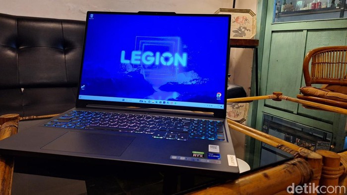 Ноутбук игровой lenovo legion slim 5 16irh8