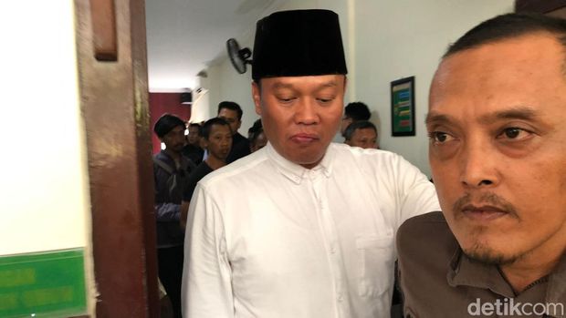 Lurah Caturtunggal, Agus Santoso, menjalani sidang vonis kasus mafia tanah kas desa (TKD), di Pengadilan Negeri (PN) Jogja, Kamis (28/12/2023).
