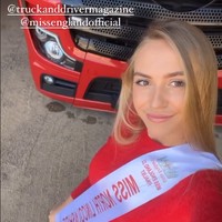 Sebelumnya Milly menjalani profesi model yang juga mengalir dalam keluarga karena mengikuti ibu dan kelima saudarinya. Tapi wanita 23 tahun itu lebih menemukan minat pada mobil besar.Foto: Instagram Milly Everatt