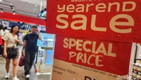 Kamar Dagang dan Industri (Kadin) Indonesia memperkirakan selama libur Natal 2023 dan Tahun Baru 2024 terjadi perputaran uang mencapai lebih dari Rp 80 triliun. Uang ini dibawa oleh warga yang memanfaatkan momentum ini untuk berwisata dan berbelanja.  