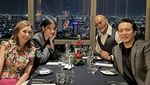 Potret Sabrina Chairunnisa, Istri Deddy Corbuzier Saat Ngopi dan Jajan Mochi