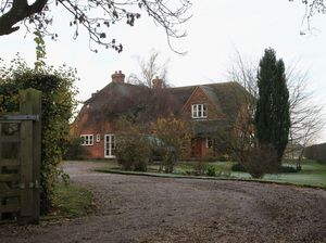 Mengintip Rumah Masa Kecil Kate Middleton
