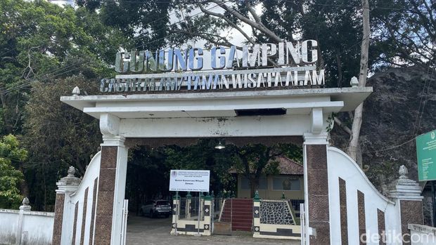 Inilah situs Batu Gamping, yang diyakini menjadi lokasi bertapanya Sultan Hamengku Buwono I saat dikunjungi pada Selasa (12/12/2023).