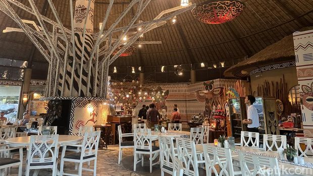 Tsavo Lion Restaurant di Taman Safari Bali