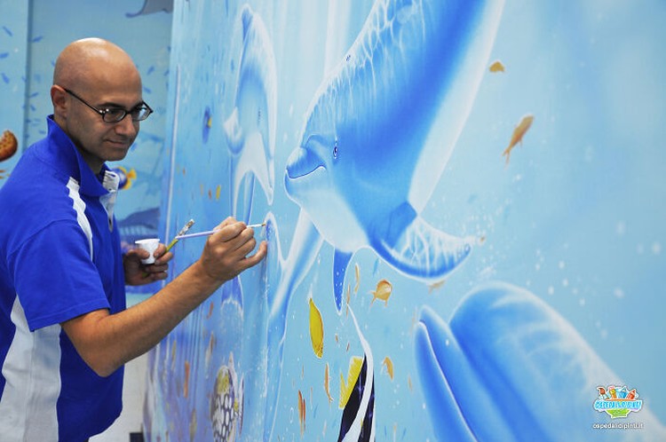 Foto Sebelum dan Sesudah Mural di RS