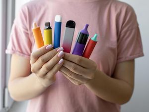 Rokok Elektrik Resmi Kena Pajak, Harga Vape cs Ikutan Naik?