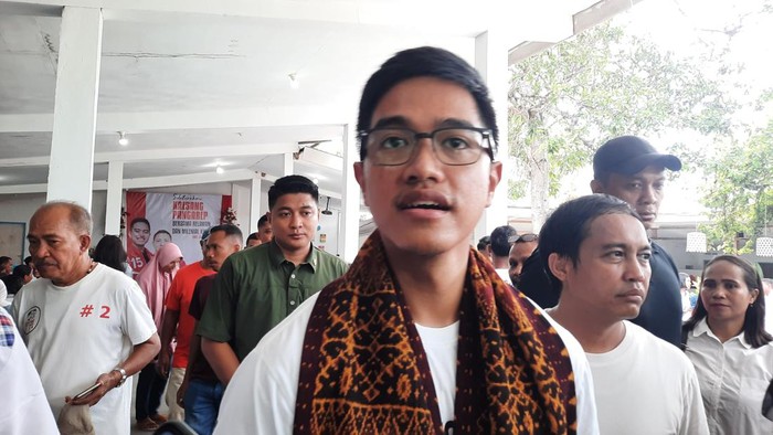 Kaesang di Ende (Annisa/detikcom)