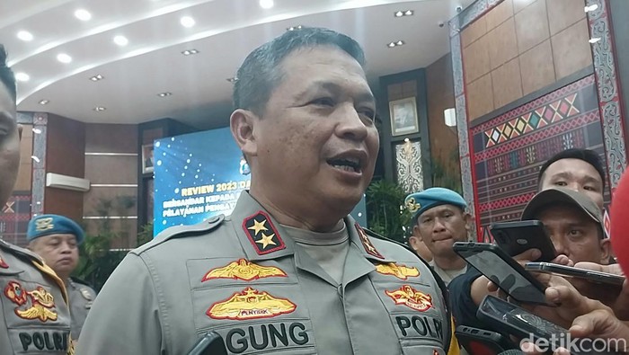 Kapolda Sumut Irjen Agung Setya Imam Effendi. (Finta Rahyuni/detikSumut)