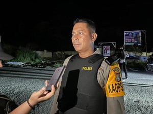 Truk Antar Warga dari Pemakaman Lukas Enembe Terbakar, Polisi: Bukan Dibakar