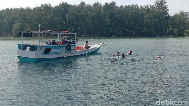 Wisata di Pulau Karimunjawa foto diambil pada Sabtu (14/5/2022)