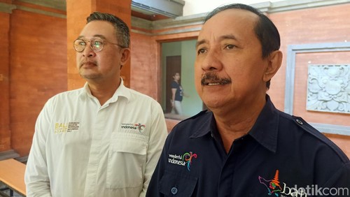 Ketua BTB IB Agung Parta Adnyana dan Kepala Dinas Pariwisata Provinsi Bali Tjok Bagus Pemayun saat ditemui di Kantor BTB Bali, Denpasar, Bali.
