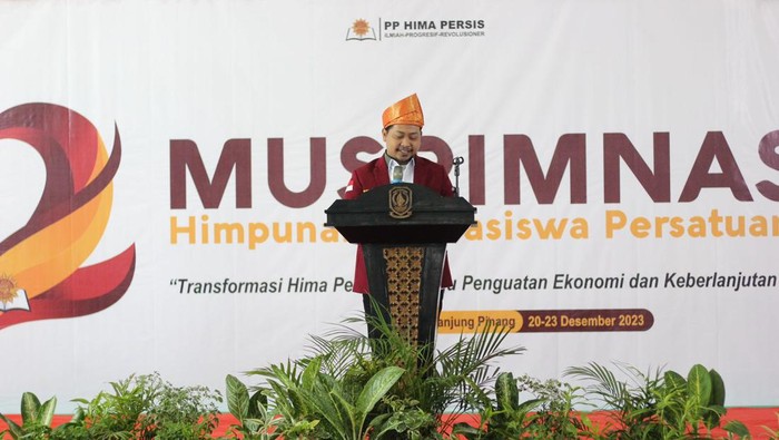 Ketua Umum Pimpinan Pusat Himpunan Mahasiswa Persatuan Islam (Ketum PP Hima Persis) Ilham Nurhidayatullah