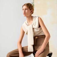 Inilah koleksi terbaru Victoria Beckham pre fall 2024. Victoria memadukan gaya Inggris dan jahitan rapi dengan sensualitas.  Foto: Dok. Victoria Beckham.