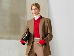 10 Koleksi Victoria Beckham Pre Fall 2024, Busana Feminin yang Maskulin
