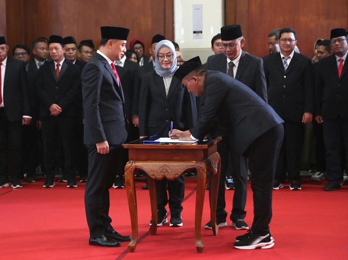 mutasi pemkot surabaya