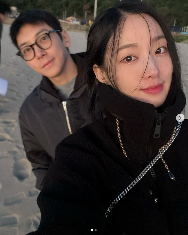 Park Hyun Joon dan Saebom Nature