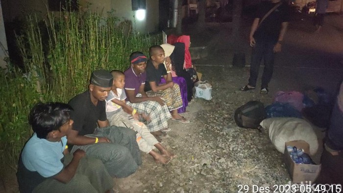 Pengungsi Rohingya yang kabur dari Pidie diamankan warga di Aceh Utara. (Istimewa)