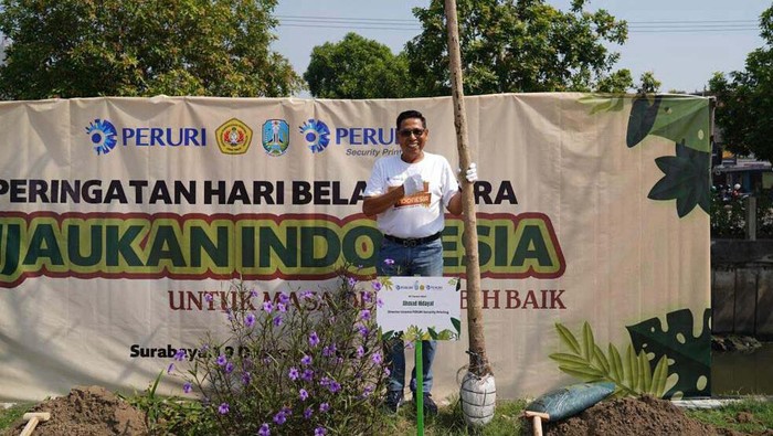 Peruri melakukan penanaman 500 pohon di Kawasan Kampus UPN Veteran Jawa Timur. Kegiatan ini bertepatan dengan Hari Bela Negara yang jatuh pada 19 Desember 2023.