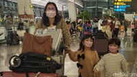Untuk destinasi internasional terbanyak yakni melayani ke Singapura, Kuala Lumpur dan Jeddah, sedangkan destinasi domestik terbanyak yakni ke kota Denpasar, Medan dan Surabaya.
