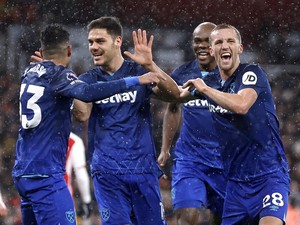 Tim Mengerikan Itu Bernama West Ham United