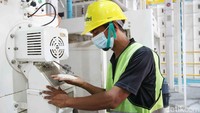 Dalam kesempatan ini, Tiko memuji fasilitas teknologi pangan Mesin Rice to Rice (RtR) milik Bulog, serta mengecek kecukupan stok Cadangan Beras Pemerintah (CBP) yang dikuasai oleh Bulog.