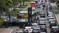 Sebagai informasi, Pemprov DKI jakarta juga akan memberlakukan kebijakan car free night saat Malam Tahun Baru 2024 di Jakarta. Kebijakan ini berlaku pada Minggu, 31 Desember 2023 di Sudirman-Thamrin, Jakarta Pusat, mulai pukul 19.00 WIB.