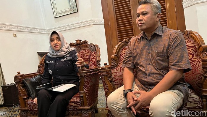 Bupati Mojokerto Ikfina Fahmawati