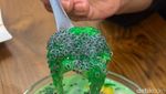 Segar! Es Kepal Rainbow hingga Es Cendol Durian dari Mataram