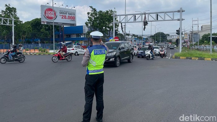 exit tol Singosari