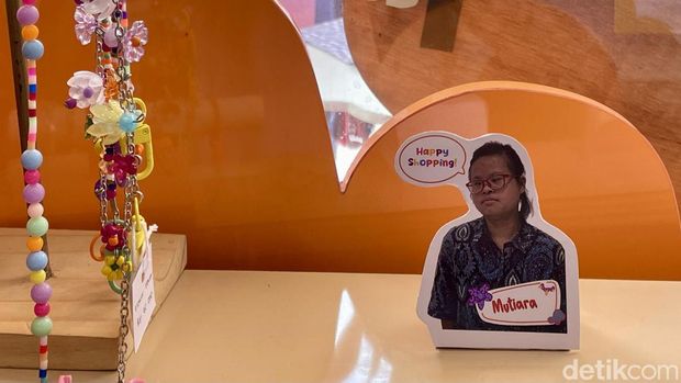 Hasil karya kerajinan perajin disabilitas