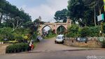 Menengok Pasar Tumpah di Lahan Kampung Gajah yang Telah Mati