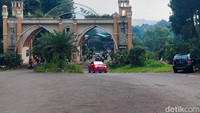 Kampung Gajah sendiri dibangun pada tahun 2009, sampai akhirnya dinyatakan pailit pada tahun 2018 silam. Foto: Whisnu Pradana/detikJabar
