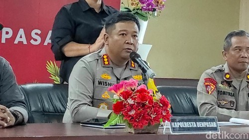 Kapolresta Denpasar Kombes Wisnu Prabowo saat konferensi pers akhir tahun, Sabtu (30/12/2023).
