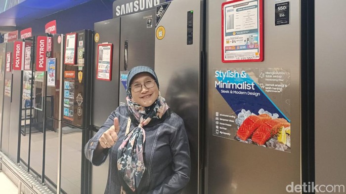 Kulkas di Rumah Ngambek, Ibu Ini Langsung Tancap Gas ke Transmart Full Day Sale