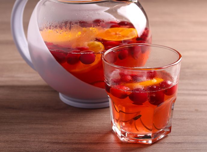 Makan Banyak Saat Liburan? 5 Minuman Ini Cocok untuk Detoks Tubuh