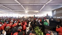 Hal itu, kata Ganjar, membuat kecemburuan sosial di masyarakat dan mengakibatkan turunnya tingkat ketidakpercayaan masyarakat akan pendataan yang dilakukan pemerintah.