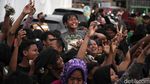 Momen Prabowo Masak Bareng Youtuber Bobon di Cilincing