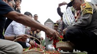 Dirbinpotmas Baharkam Mabes Polri, Brigjen. Pol. Edy Murbowo yang hadir selaku inspektur menekankan perlunya sinergi pengamanan menjelang pemilu.