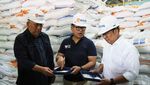 Momen Wamen BUMN dan Dirut Bulog Tinjau Gudang Beras