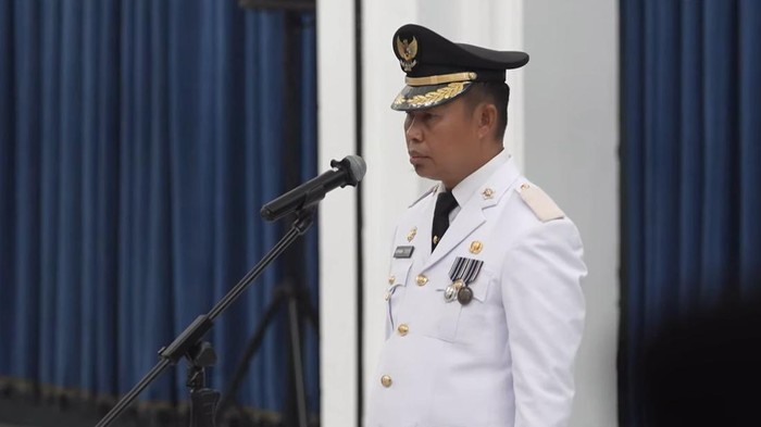 Pj Bupati Bogor Asmawa Tosepu.