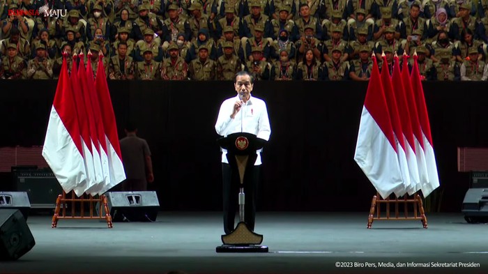 Presiden Jokowi saat memberi sambutan di acara konsolidasi nasional KPU RI bersama pengurus KPU daerah se-Indonesia yang digelar di Istora Senayan (YouTube Setpres)