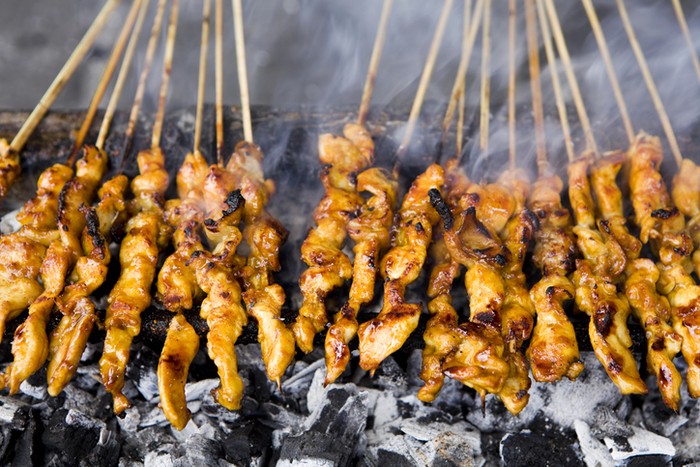 5 Tips Membuat Sate Ayam yang Enak Untuk Malam Tahun Baru