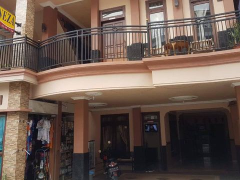 Vila Neza terletak di Jalan Raya Telaga Sarangan Rt 07 Rw 01, Telaga Pasir, Sarangan, Kecamatan Plaosan, Kabupaten Magetan. Apabila ingin menginap di vila ini, maka dapat menghubungi nomor telepon: 0813 3559 4338.