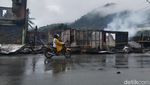 Penampakan Ruko-Rumdin Korem Dibakar Pengantar Jenazah Lukas Enembe