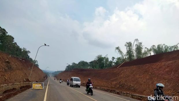 Jalan Lingkar Timur Kuningan dibuka untuk mengantisipasi kemacetan pada malam tahun baru