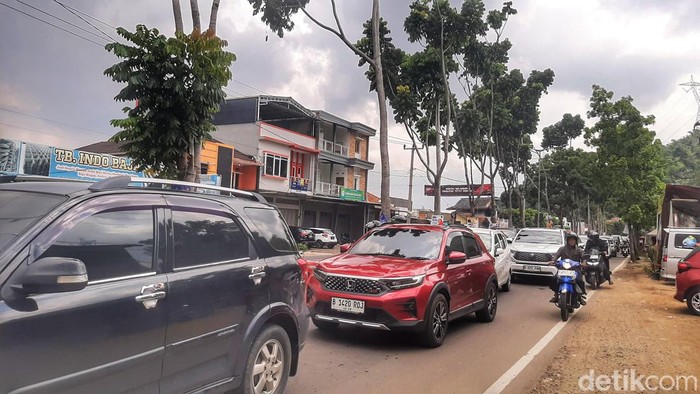 Kondisi arus lalin menuju ke Ciwidey