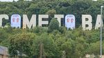 Baliho Prabowo-Gibran Nampang di Monumen Welcome to Batam, Turis Terganggu