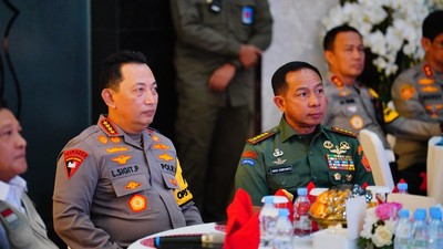Momen Kapolri-Panglima TNI Pantau Pengamanan Malam Tahun Baru 2024