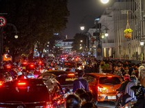 Penampakan Macetnya Bandung Jelang Pergantian Tahun