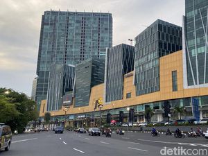 Bundaran Waru Disekat Selektif Jelang Malam Tahun Baru 2024
